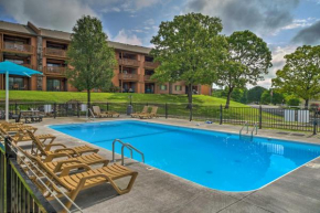 Contemporary Resort Condo with Private Balcony!, Branson